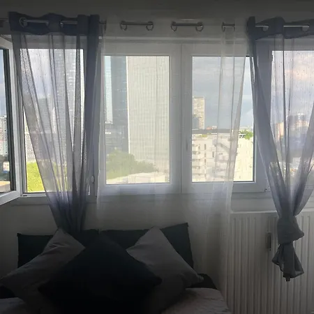 Chambre Et Salle De Bains Prive Homestay Nanterre