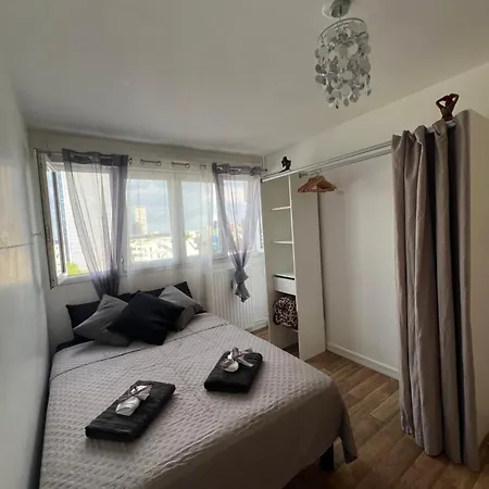 Homestay Chambre Et Salle De Bains Prive Nanterre